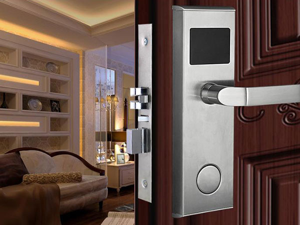 龙子湖24小时上门开锁公司